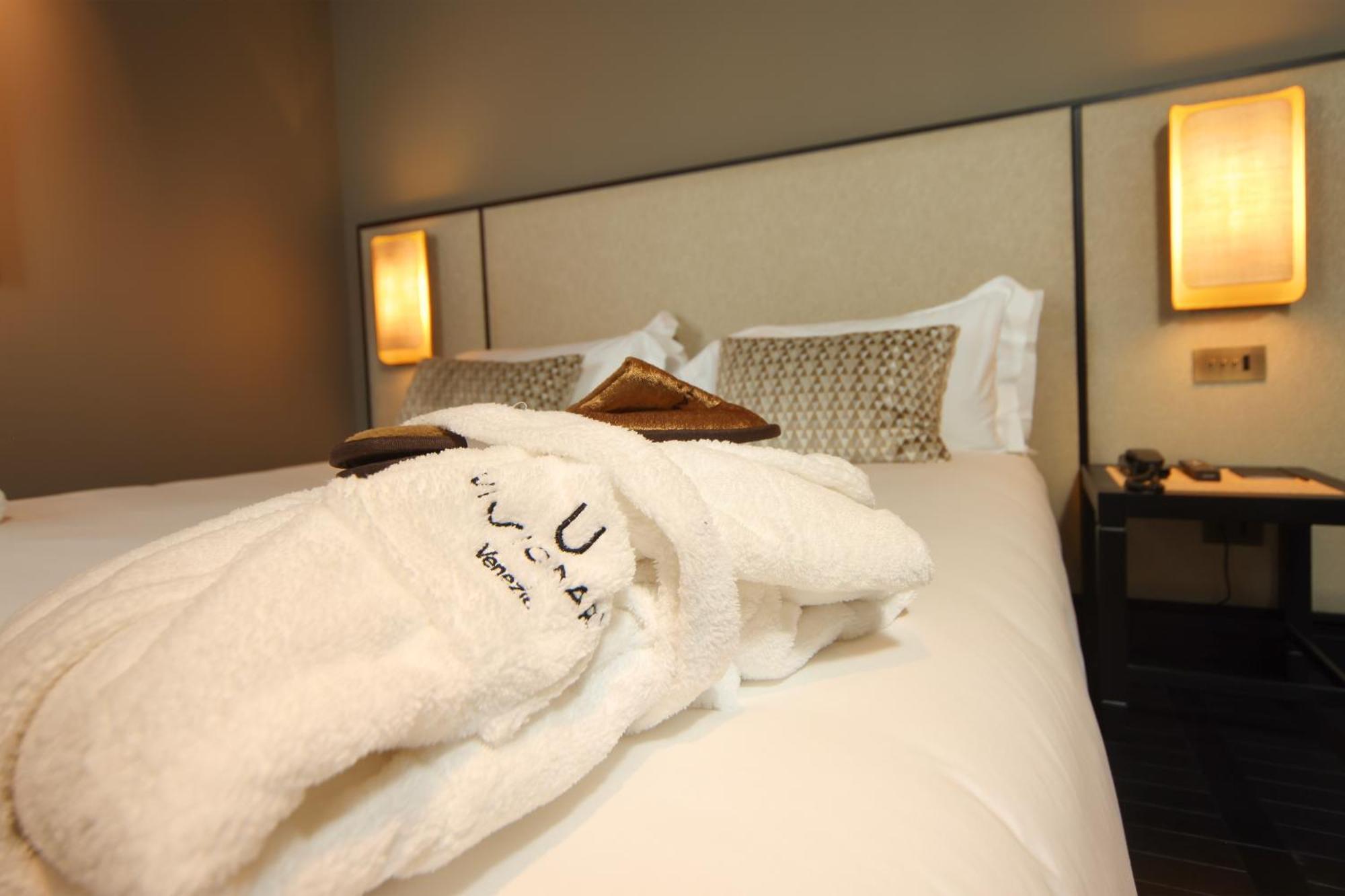Hotel Universo & Nord Velence Kültér fotó